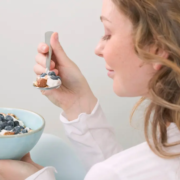 Dieta antinfiammatoria: come il cibo può aiutare a ridurre le infiammazioni