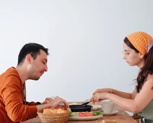 Dieta di genere uomini e donne a tavola non sono mai uguali